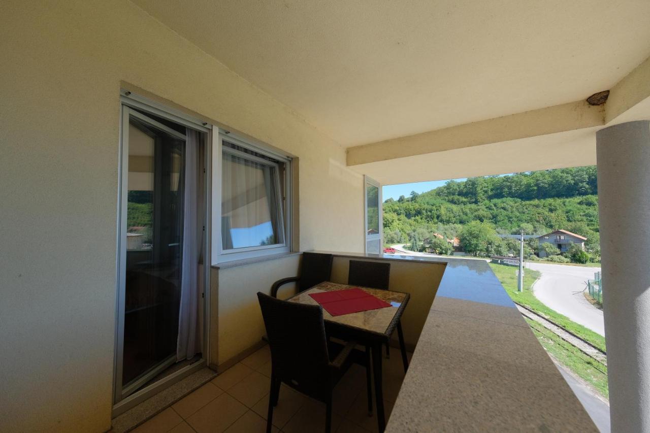 Motel Mujanic Sarajevo Mostarsko Raskrsce Εξωτερικό φωτογραφία