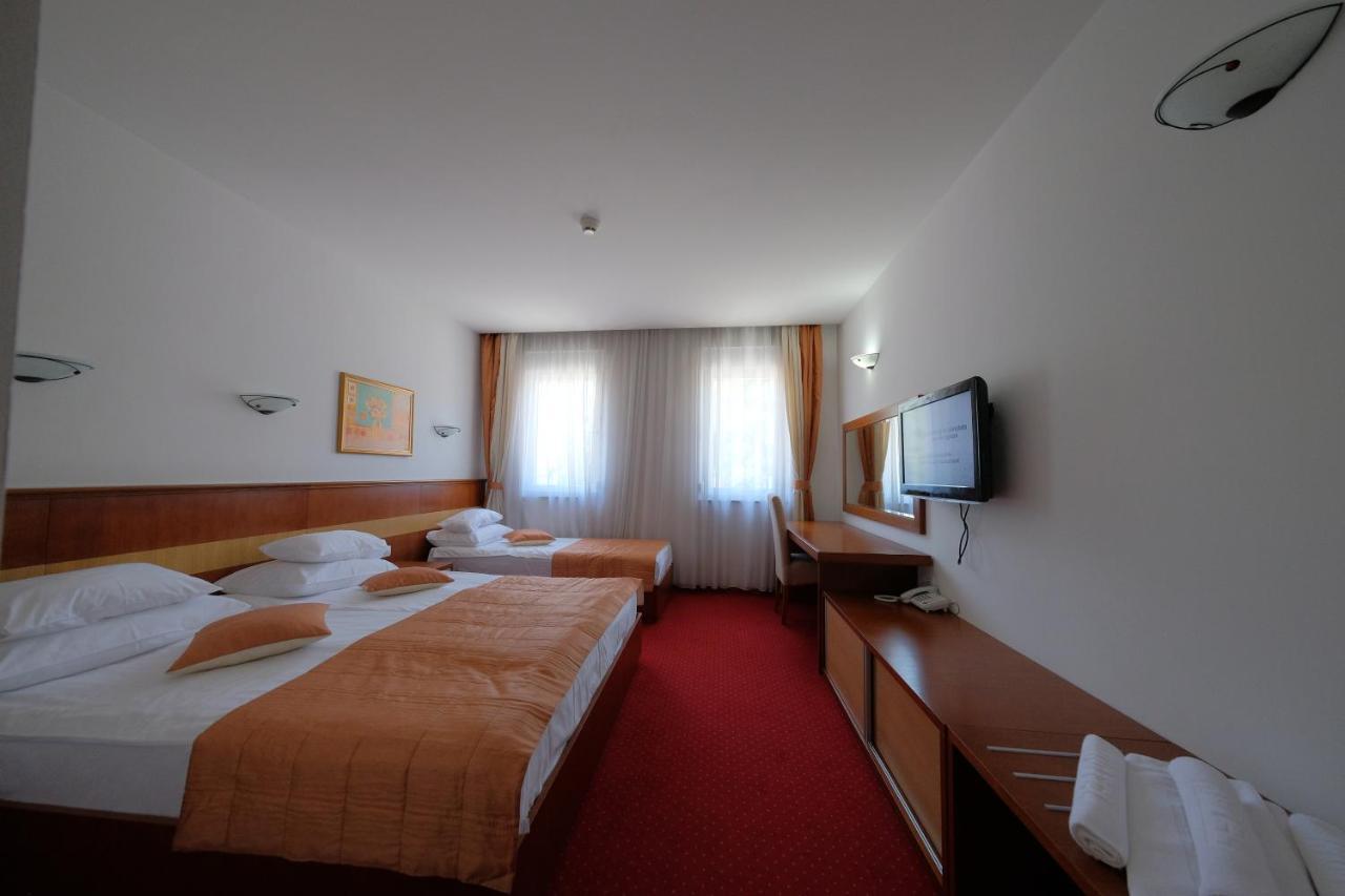 Motel Mujanic Sarajevo Mostarsko Raskrsce Εξωτερικό φωτογραφία